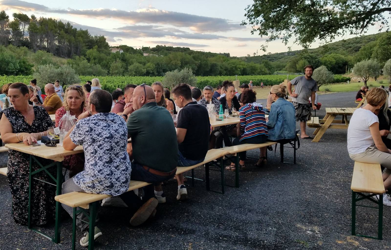 Extèrieur avec ces tables