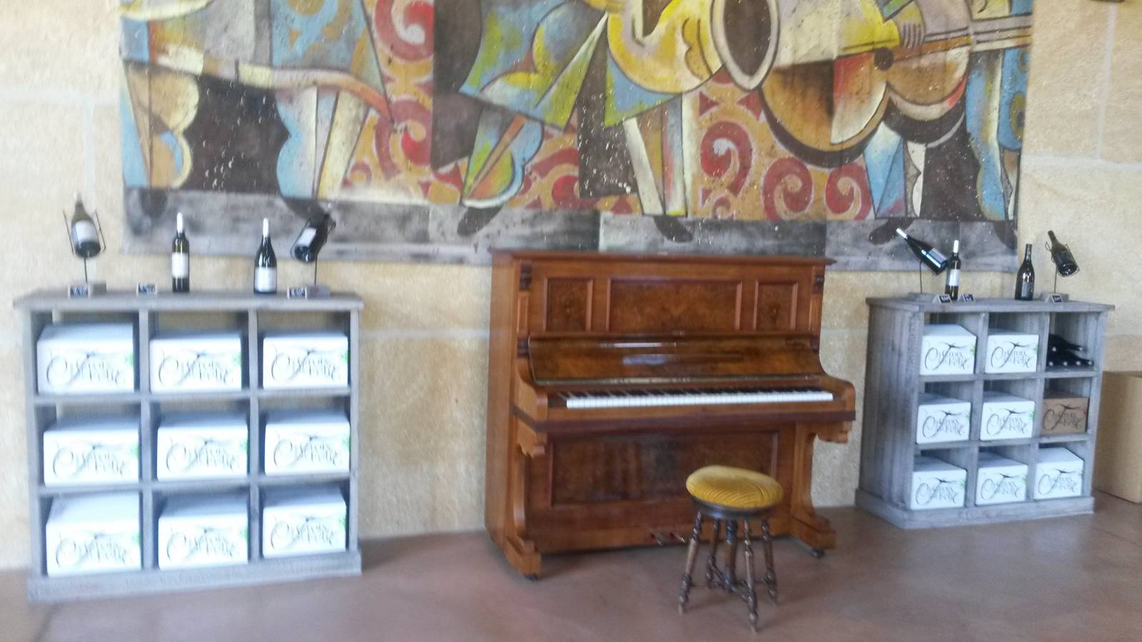 Salle de dégustation et de reception des invités au Domaine Croix de Félix